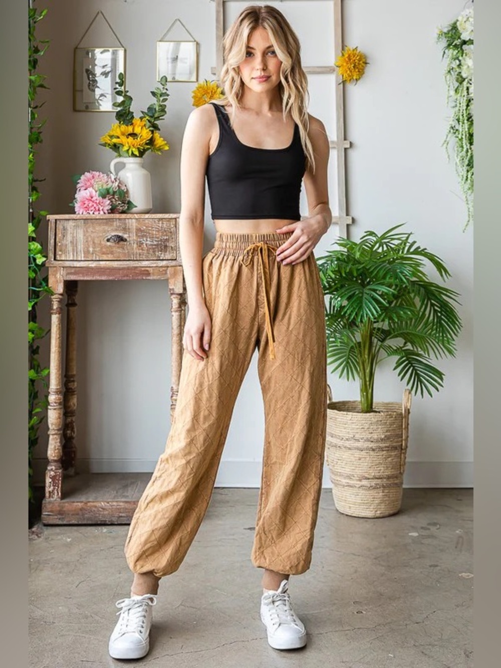 Oli & Hali Drawstring Quilted Jogger Pants